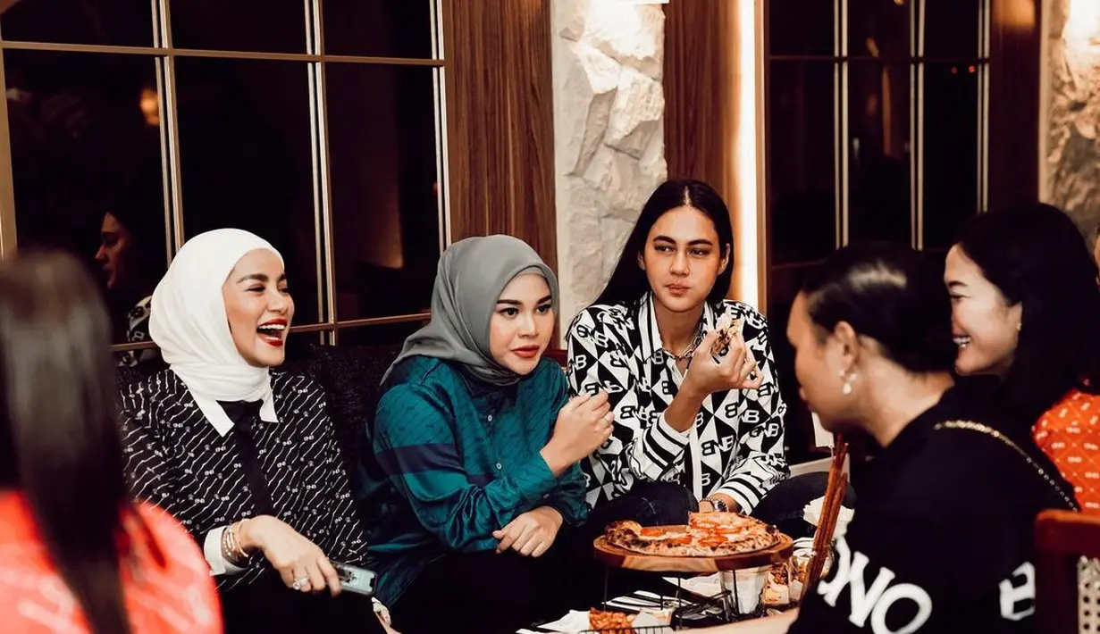 [Instagram/ollaramlan]