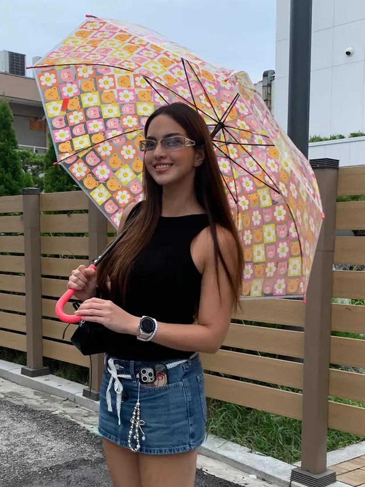 7 Model Kacamata Nia Ramadhani, Tampil Modis di Berbagai Kesempatan dengan Gaya Elegan
