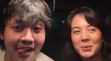 Kenal Lewat Instagram Intip Potret Mesra Aurelie Moeremans Dan Kekasih News Entertainment Fimela Com