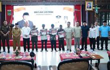 Bahagianya Tukang Becak di Malang Terima Becak Listrik dari Prabowo