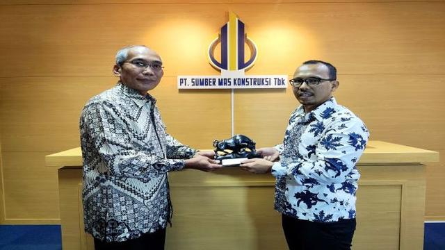 Pencatatan saham perdana PT Sumber Mas Konstruksi Tbk (SMKM), Rabu (9/3/2022) (Dok: BEI)
