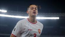 Pemain Timnas Indonesia,&nbsp;Jay Idzes, saat melawan Australia pada laga kedua Grup C Kualifikasi Piala Dunia 2026 Zona Asia di Stadion Utama Gelora Bung Karno (SUGBK), Jakarta Pusat, pada Selasa (10/9/2024). (Bola.com/Bagaskara Lazuardi)
