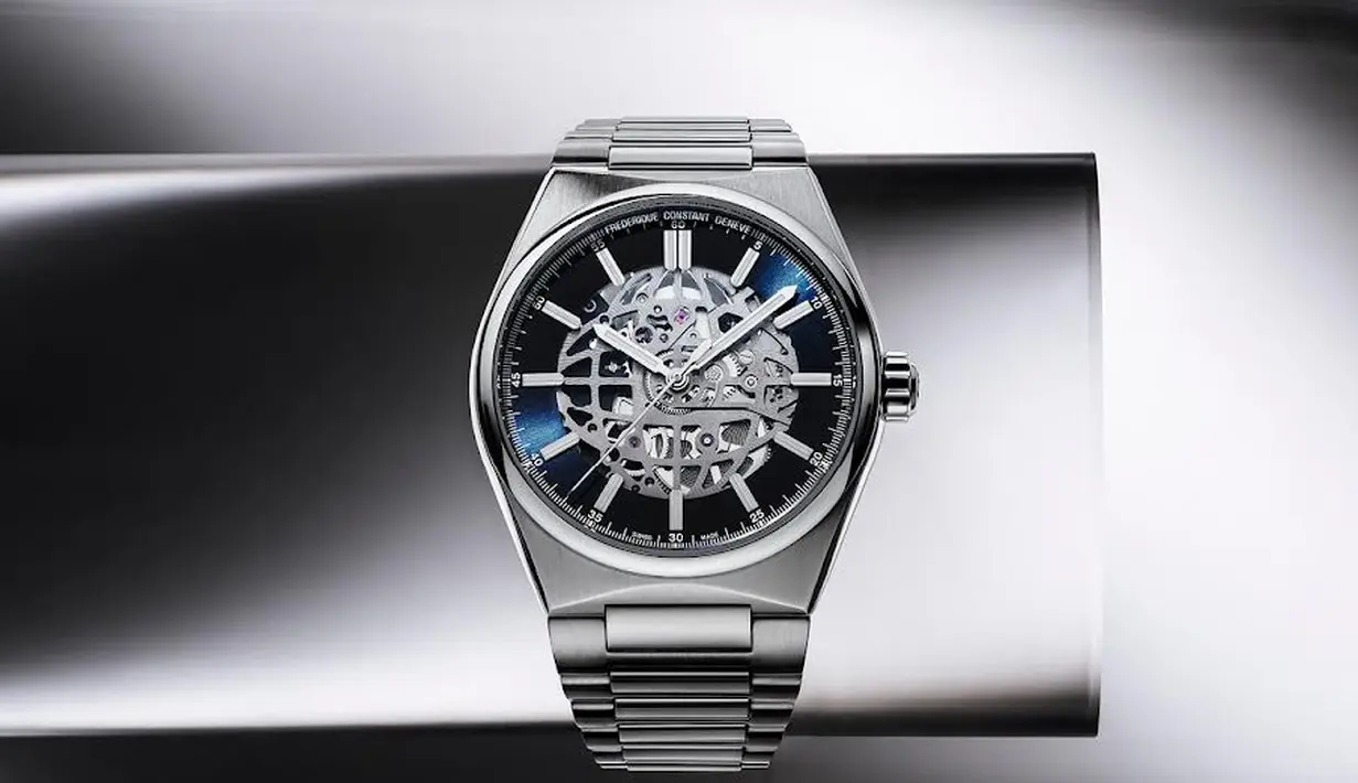 Jam Tangan Frederique Constant Geneve Highlife Automatic Skeleton menghadirkan tantangan teknis dan estetika. Berdiameter 41mm, jam tangan ini tahan air hingga 5 ATM. (dok/Frederique).