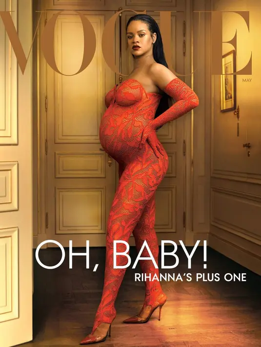 Rihanna saat menjadi model sampul atau cover majalah Vogue (Foto: Instagram @vogue)