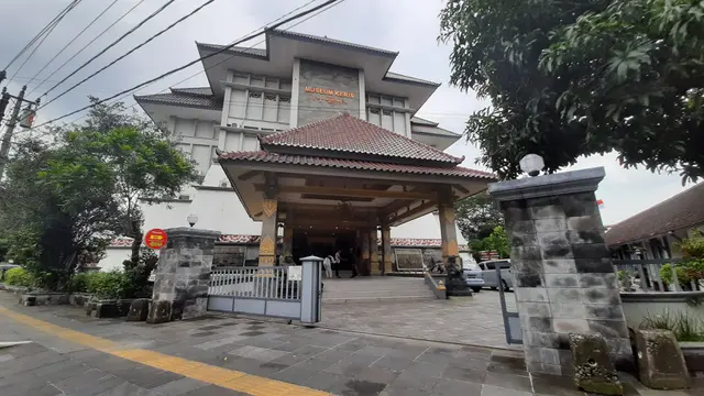 Keris Presiden Jokowi