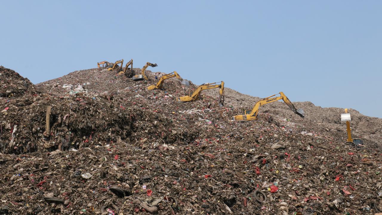 Tumpukan Sampah Bantargebang