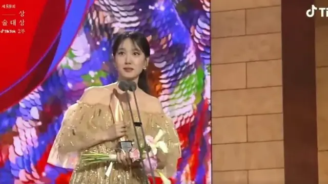 Nama Park Eun Bin disebut sebagai pemenang Daesang TV Program Category dalam gelaran Baeksang Arts Awards 2023.