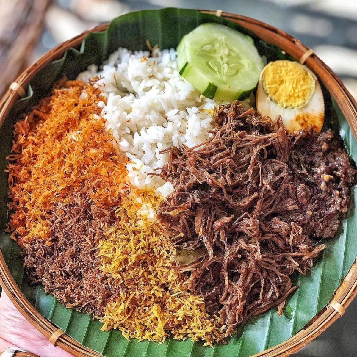Mengulik Kuliner Nasi Krawu Khas Gresik