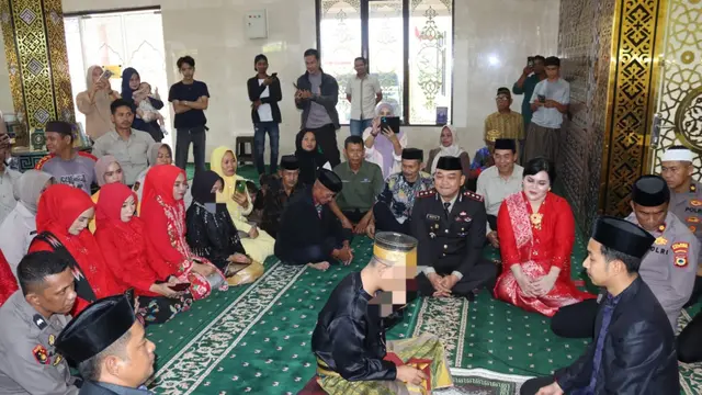 Seorang tahanan kasus narkoba melangsungkan pernikahan di Masjid Polres Bulukumba. (Dok. Istimewa)