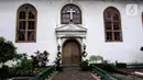 Suasana Gereja Sion yang berada di sudut Jalan Pangeran Jayakarta, Taman Sari, Jakarta Barat, Jumat (23/12/2022). Gereja Sion atau dikenal juga dengan nama Portygeesche Buintenkerk yang usianya mencapai 326 tahun. Namanya Gereja Portugis, bukan berati didirikan oleh orang Portugis, melainkan orang Belanda. Setelah Indonesia Merdeka, Portugreesche Buitenkerk berganti nama menjadi Gereja Portugis. (Liputan6.com/Johan Tallo)