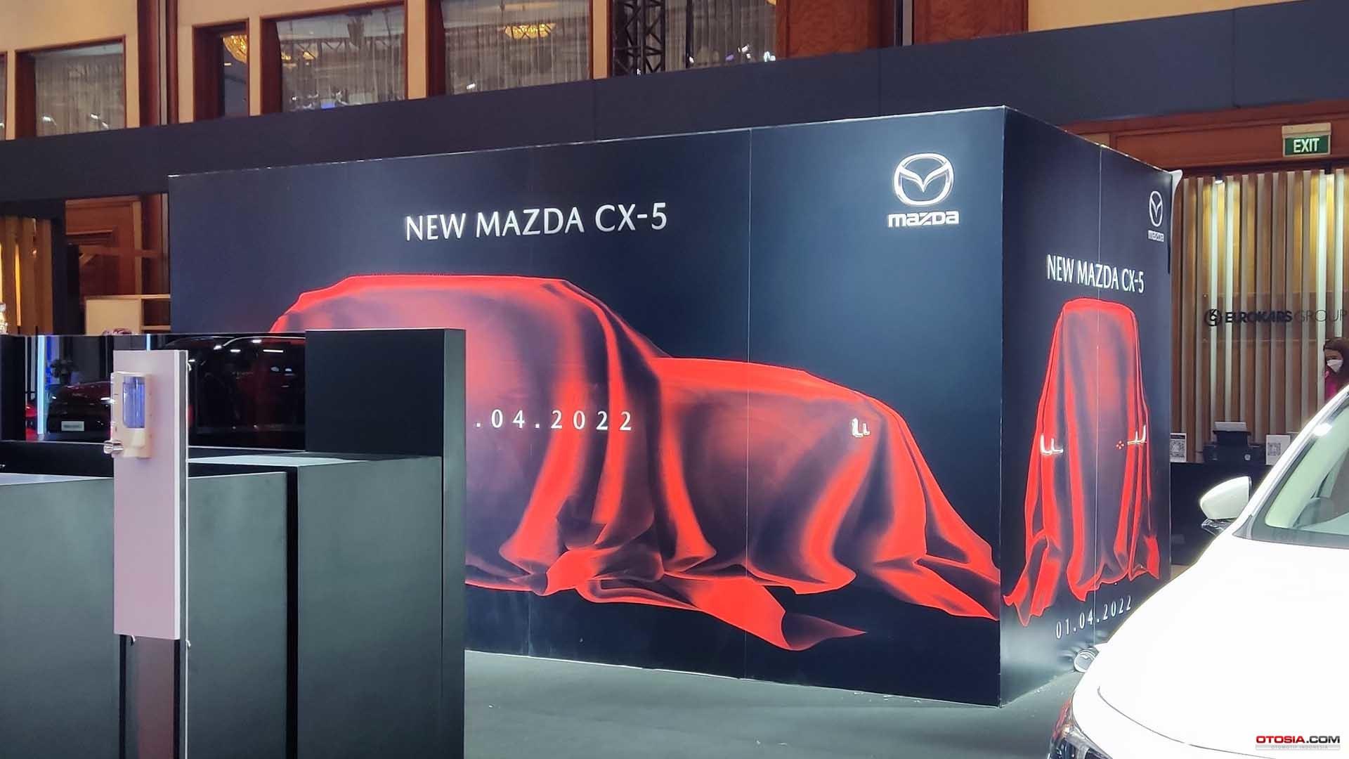 Teaser dari Mazda, berupa box bertuliskan 