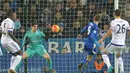 Chelsea harus mengakui keunggulan tuan rumah Leicester City,  Jamie Vardy menjadi salah satu pencetak gol yang membuat Jose Mourinho dipecat. (AFP Photo/Paul Ellis)