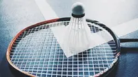 Badminton/unsplash frame