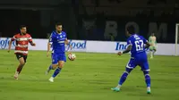 Klasemen dan Hasil BRI Super League Malam Ini: Kompak Pesta Gol, Persib dan Borneo FC Nyaman di Papan Atas