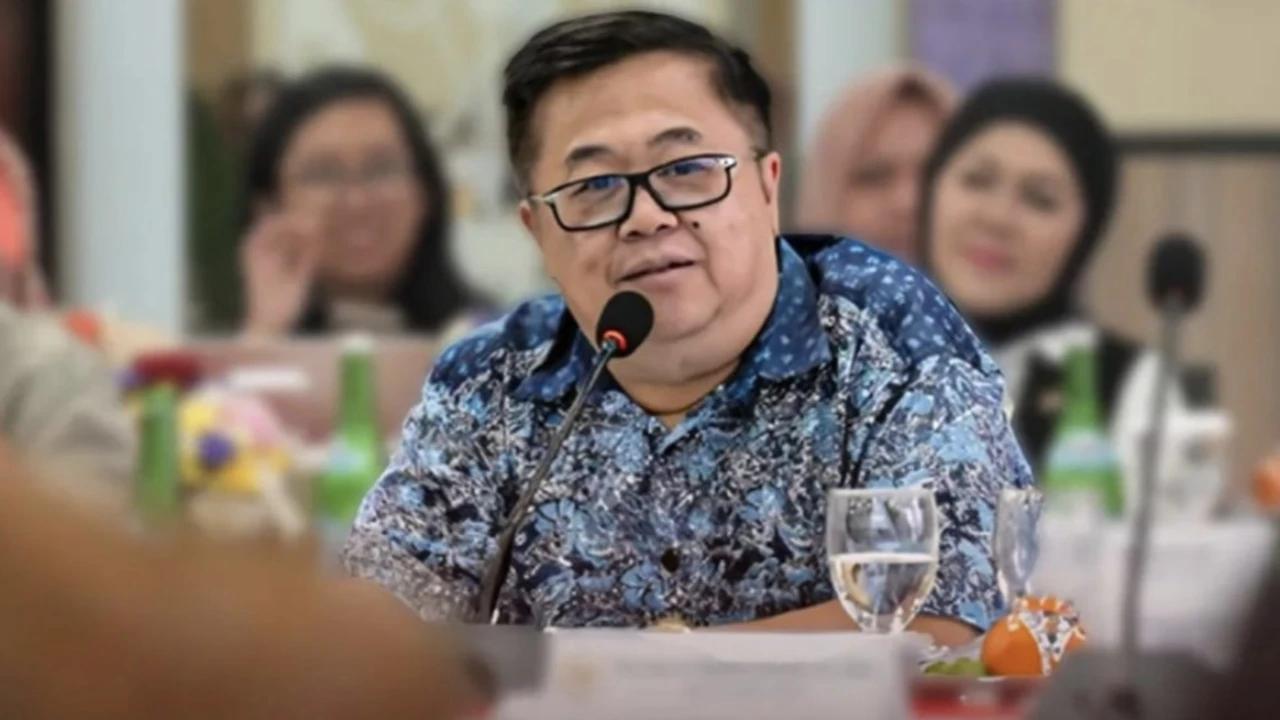 VIDEO: Darmadi PDIP Keras Tegur Garuda Indonesia "Nanti Malah Minta Duit Lagi!"