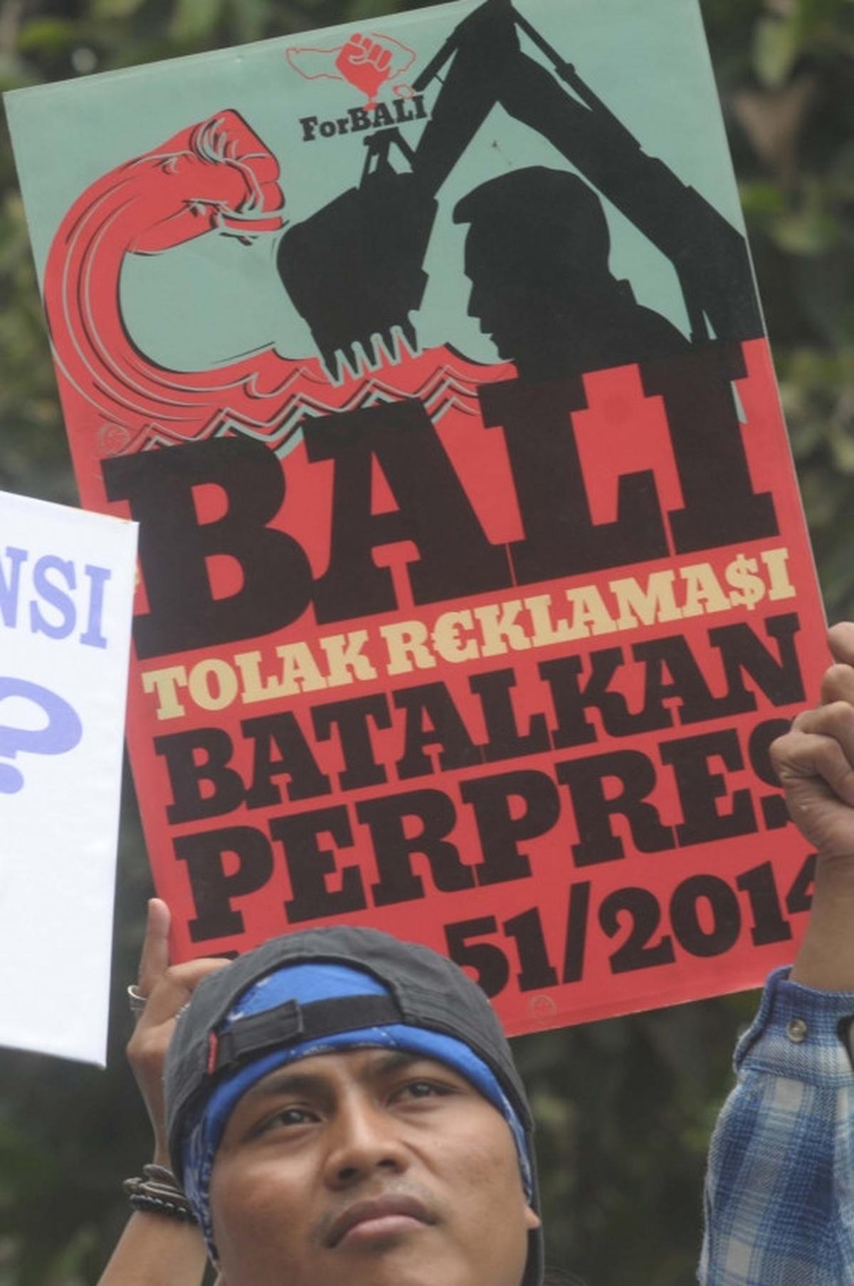 Demo tolak reklamasi Teluk Benoa