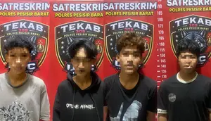 4 Pemuda Kuras Barang Turis Asing Buat Pesta Miras