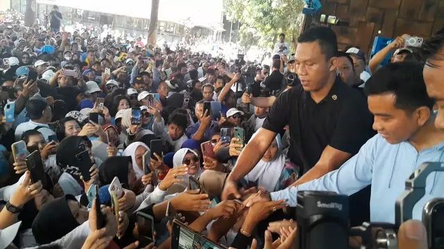 Calon Wakil Presiden nomor urut 02, Gibran Rakbuming Raka, sapa ribuan pendukungnya di destinasi wisata Alam Indah Lestari (AIL) Banyuwangi (Istimewa)