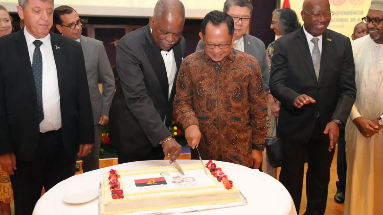 Republik Angola memiliki posisi istimewa karena secara konsisten memberikan dukungan dalam berbagai forum internasional.