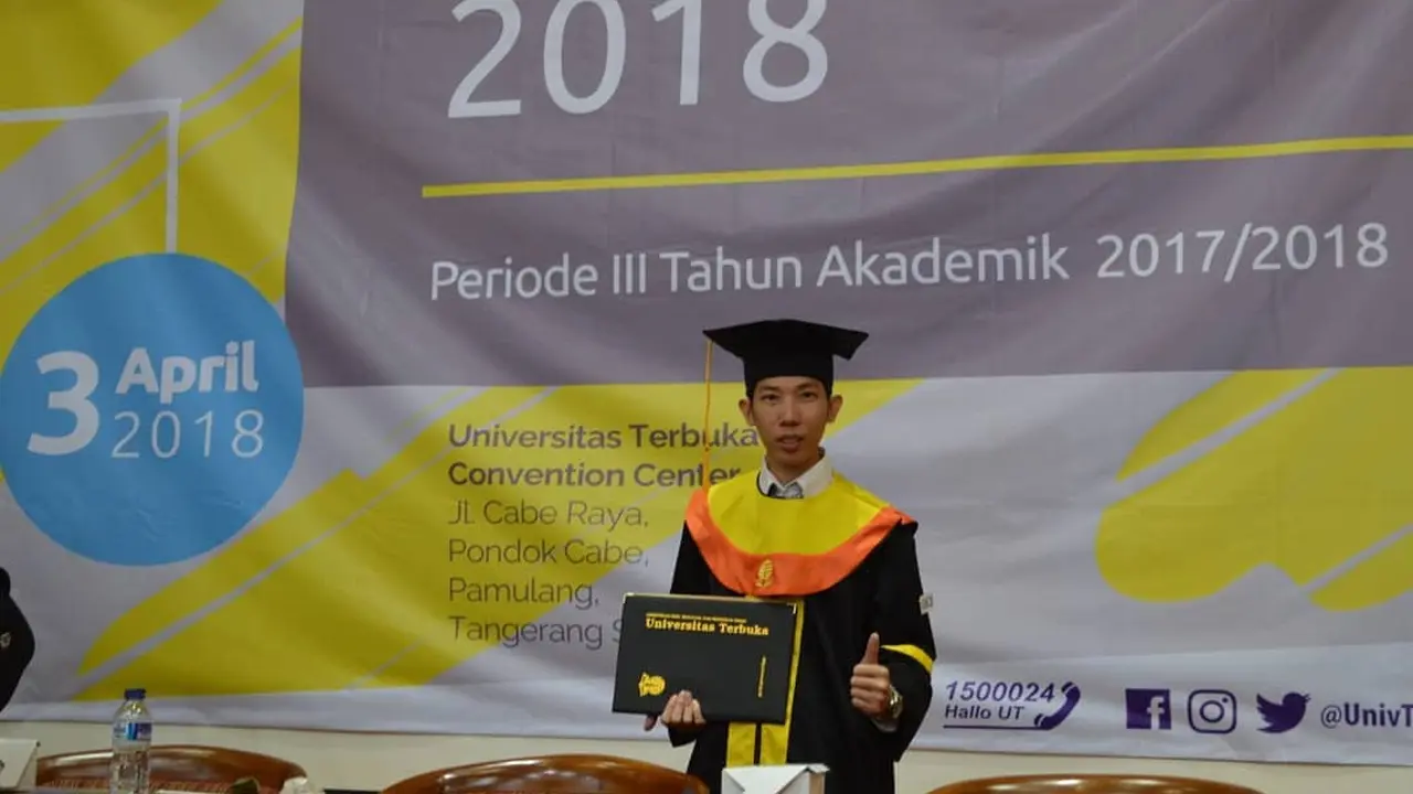 Potret Terbaru Welin Kusuma, Pria Peraih 32 Gelar Akademik
