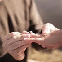 Sudah siap menikah/Copyright unsplash.com/Andre Jackson