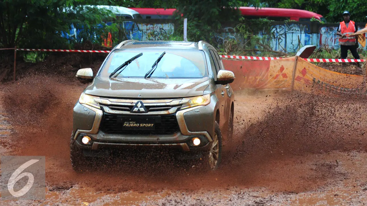 201602225-All-New-Pajero-Jakarta-AY