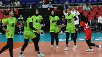 Selebrasi para pemain Timnas voli putri Indonesia setelah mencetak angka saat menghadapi Singapura pada laga Grup B AVC Challenge Cup 2024 di Rizal Memorial Coliseum, Manila, Filipina, Jumat (24/5/2024). Indonesia menang 3-0 (25-14, 25-13, 25-14). (Asian Volleyball Confederation)