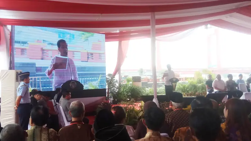 Presiden Joko Widodo Bagikan 37 Ribu Sertifikat Tanah ke Warga Sumsel