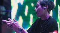 Gaya Rambut DJ Panda dengan Potongan Man Bun Undercut (Foto: Instagram @djpanda_official)