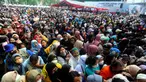 Hadiahnya tidak tanggung-tanggung, panitia telah menyiapkan umroh gratis untuk dua orang yang beruntung. (merdeka.com/Arie Basuki)