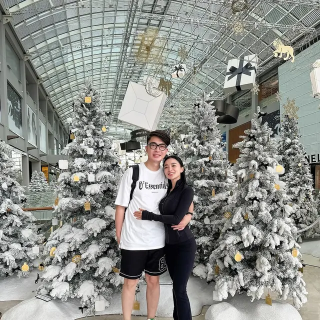 Potret 6 Pasangan Artis di Momen Natal 2024, Lyodra – Randy Martin Makin Lengket