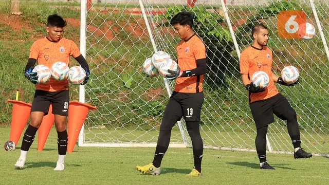 Foto: Persija Jakarta Bersiap Jelang Bertandang ke Markas Persita di BRI Liga 1