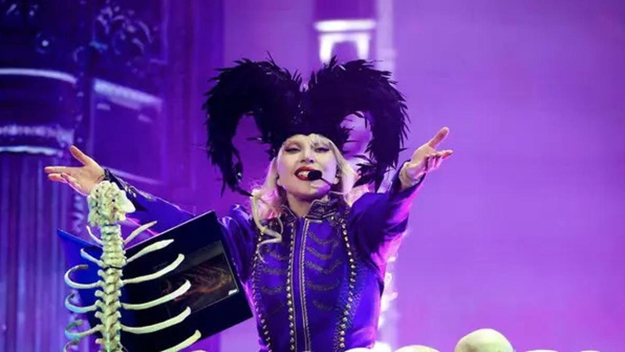 Intip Gaya Gothic Lady Gaga di Coachella 2025 yang Sukses Bikin Para Litter Monster Kagum dan Tersihir