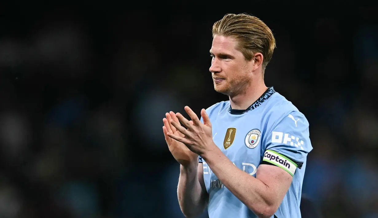 Kevin De Bruyne resmi menutup karier panjangnya bersama Manchester City di Stadion Etihad, Manchester, Inggris, pada 20 Mei 2025. (Paul ELLIS/AFP)