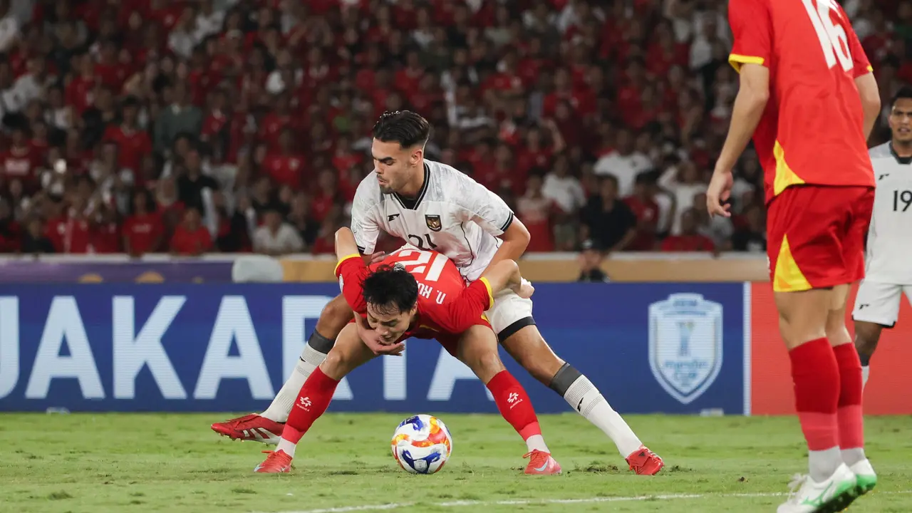 Duel Jens Raven dengan Nguyen Xuan Bac