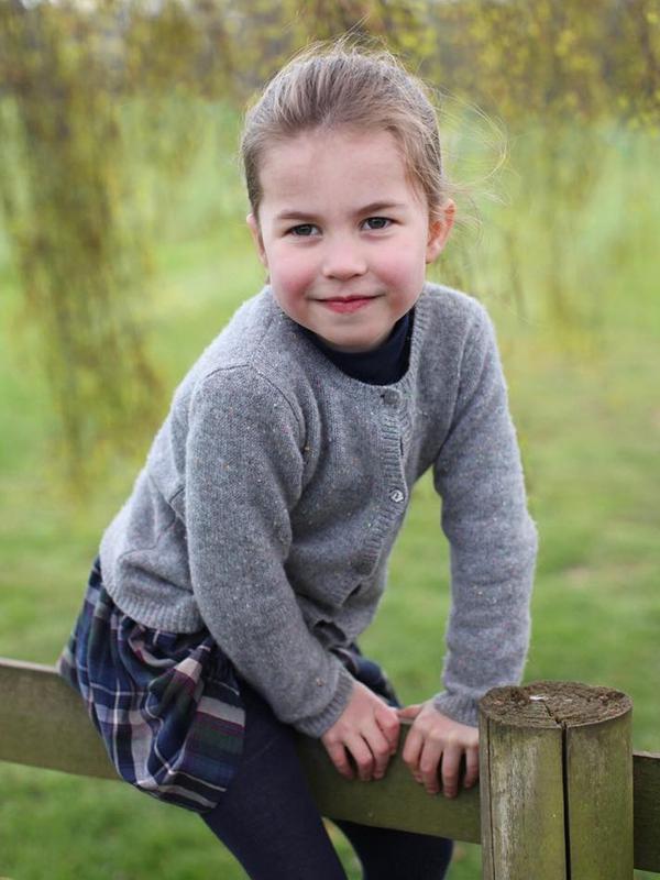 Putri Charlotte genap berusia 4 tahun pada Kamis, (2/5/2019). (dok. Instagram @kensingtonroyal/https://www.instagram.com/p/Bw72MZGlW5P//Putu Elmira)