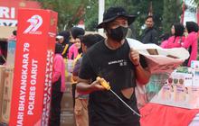 Lucunya Polisi Lomba Penyamaran jadi Intel, Ada yang Cosplay jadi 'Shaun the Sheep