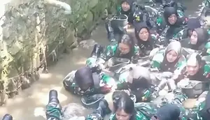 Fakta di Balik Video Calon Manajer Kopdes Merayap di Got dan Angkat Senjata