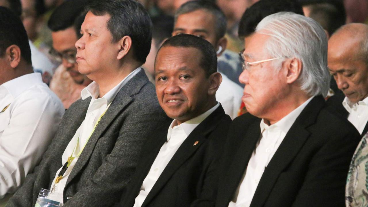 Bahlil dalam acara Energi Mineral Forum 2025