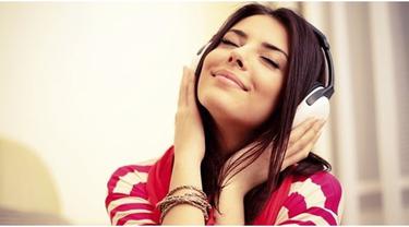 Untuk Anak 90 An Ini 4 Lagu Barat Yang Sering Didengar Ketika Galau News Entertainment Fimela Com