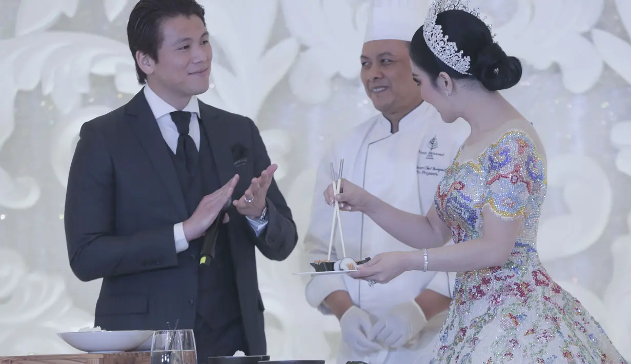 Syahrini dan Reino Barack