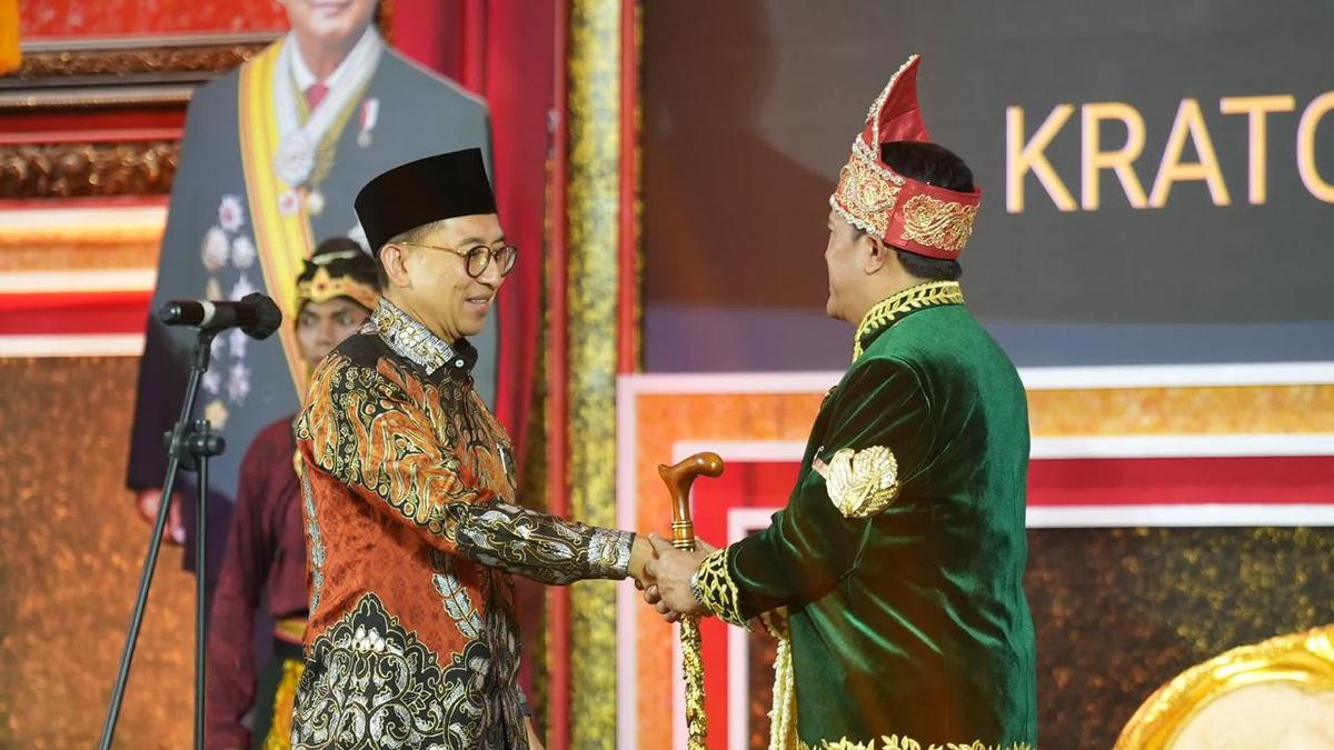 Menteri Kebudayaan Nobatkan Raja Kebudayaan Banjar Kalimantan, Raja Budaya Memiliki Peran Kunci Kemajuan Kebudayaan