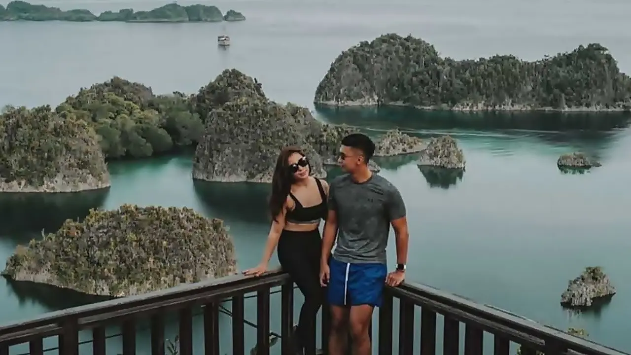 7 Momen Liburan Nikita Willy dan Indra Priawan ke Raja Ampat