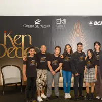 Para bintang teater yang akan mementaskan Musikal Ken Dedes pada 18-19 Maret 2023 di Ciputra Artpreneur, Jakarta. (Foto: Istimewa)
