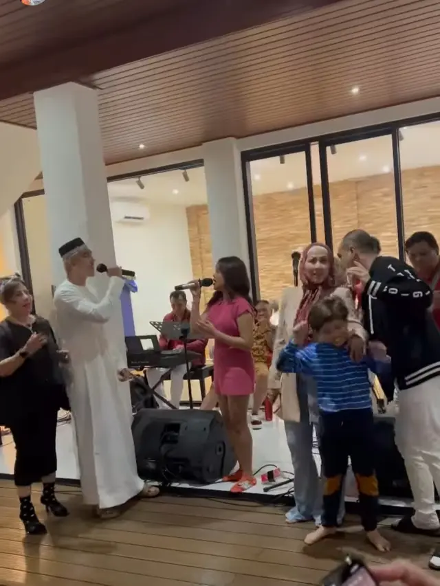 Open House Rumah Baru Verrell Bramasta