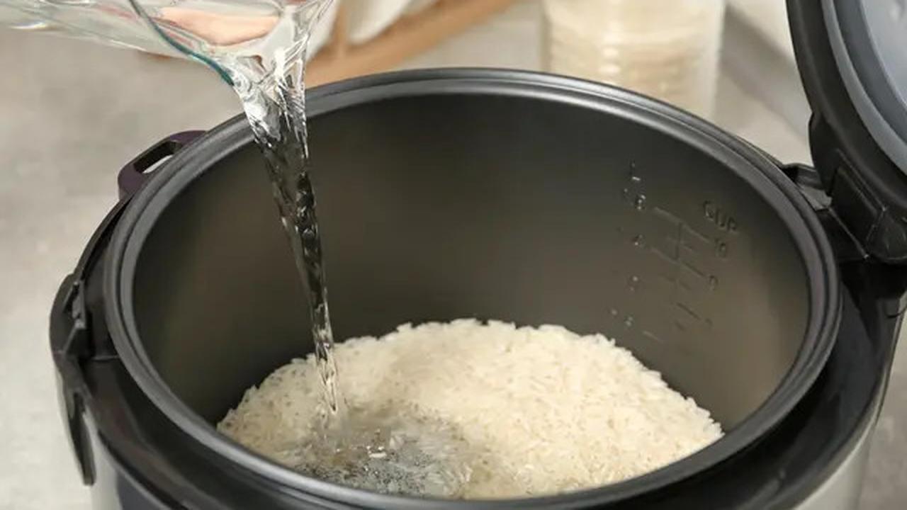 Rahasia Membuat Bubur Nasi Lembut dan Tidak Gosong