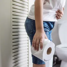 Mengalami sembelit yang cukup parah dan berulang bisa jadi tanda kamu terkena gejala kanker usus besar. (Foto dok: Freepik/jcomp).