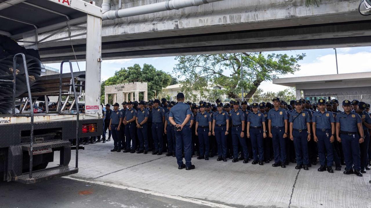 Bandara Manila dijaga ketat saat penangkapan mantan Presiden Filipina Rodrigo Duterte