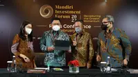 Direktur Utama Bank Mandiri Darmawan Junaidi dalam Konferensi Pers Mandiri Investment Forum (MIF) 2022 di Jakarta, Rabu (9/2).