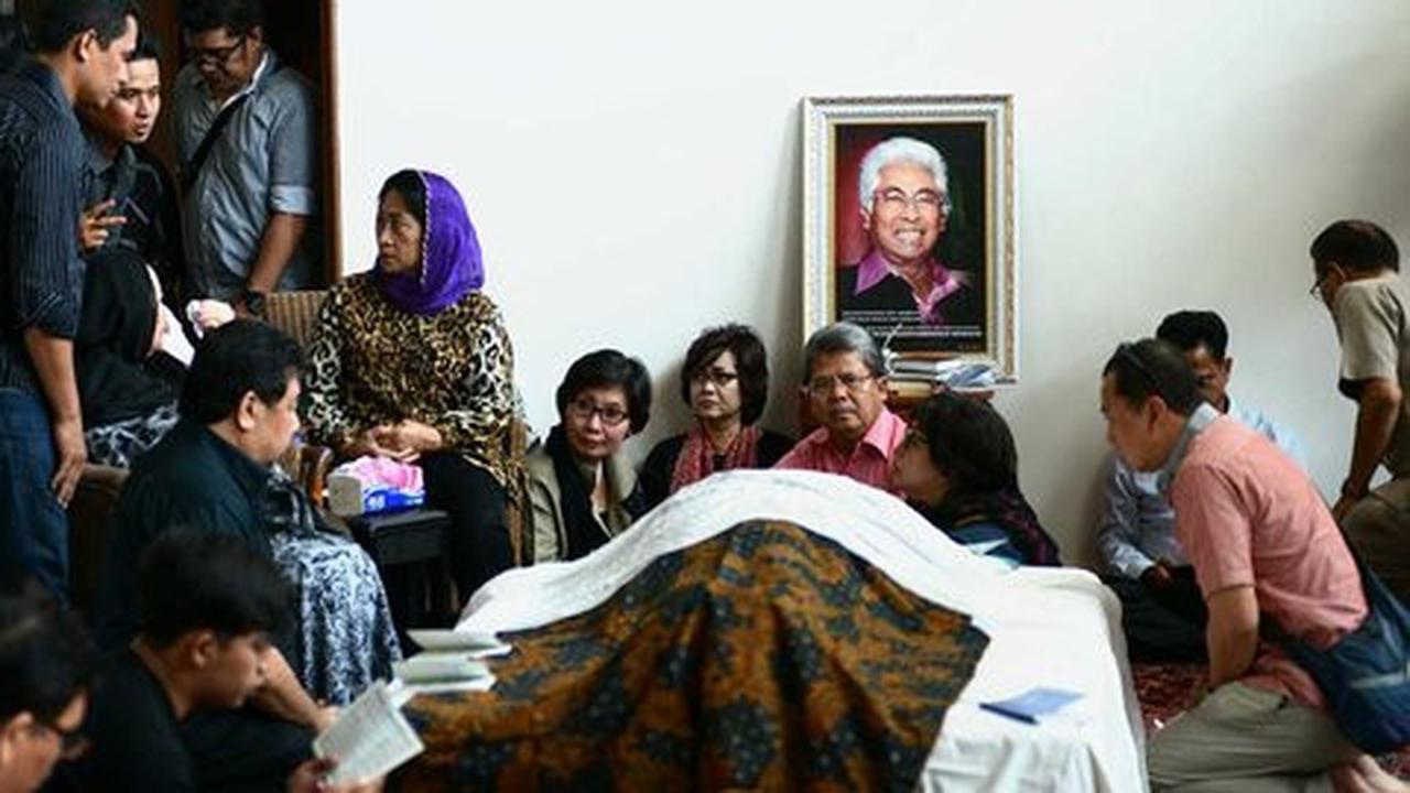 Buat Rano Karno, sosok Adnan Buyung sudah seperti ayahnya